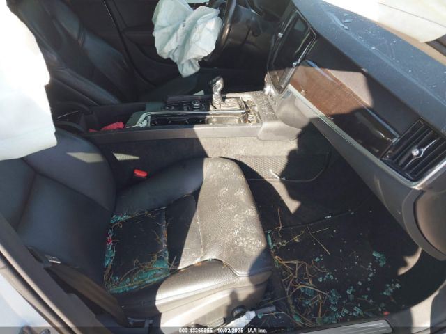 2018 VOLVO S90 LVY992MKXJP007642 Photo 4