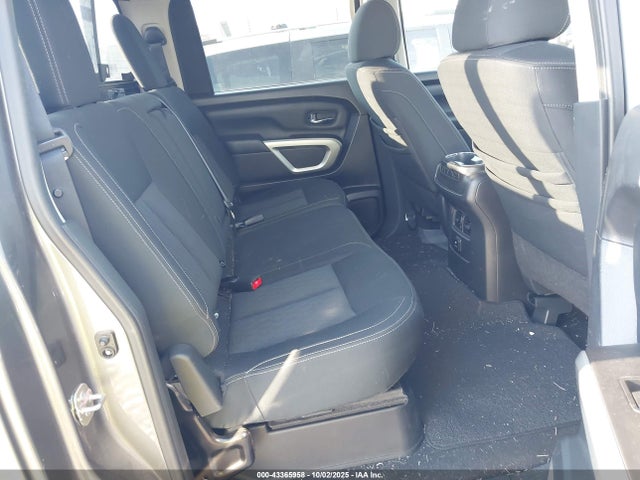 1N6BA1F4XJN523436 Nissan 2018