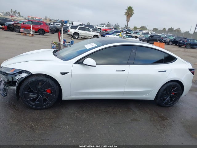 Tesla MODEL 3 2025 5YJ3E1ET9SF952197 Image 15