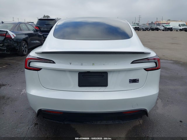 Tesla MODEL 3 2025 5YJ3E1ET9SF952197 Image 17