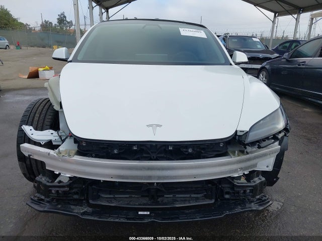 2025 TESLA MODEL 3 5YJ3E1ET9SF952197 Photo 5