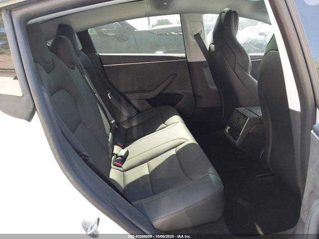 2025 TESLA MODEL 3 5YJ3E1ET9SF952197 Photo 7