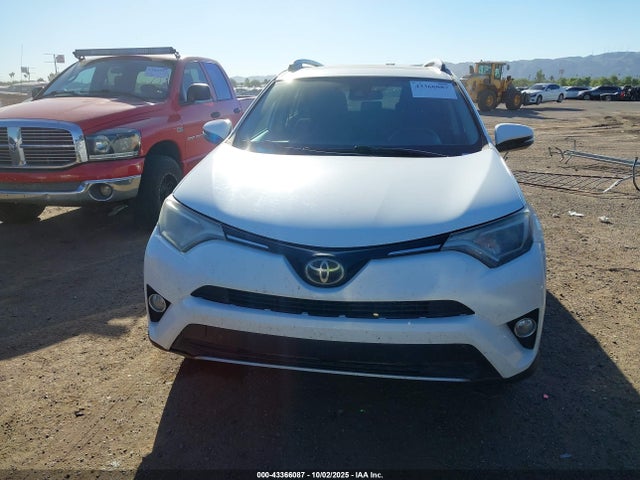Toyota 2ar-fe 2018 2T3RFREV3JW809665 Image 6