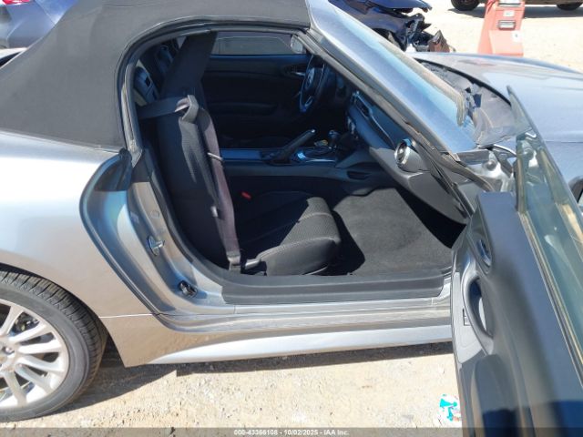 2017 FIAT 124 SPIDER JC1NFAEK4H0118968 Photo 4