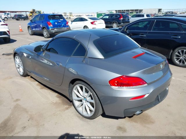 2013 BMW Z4 WBALM7C53DE385478 Photo 2