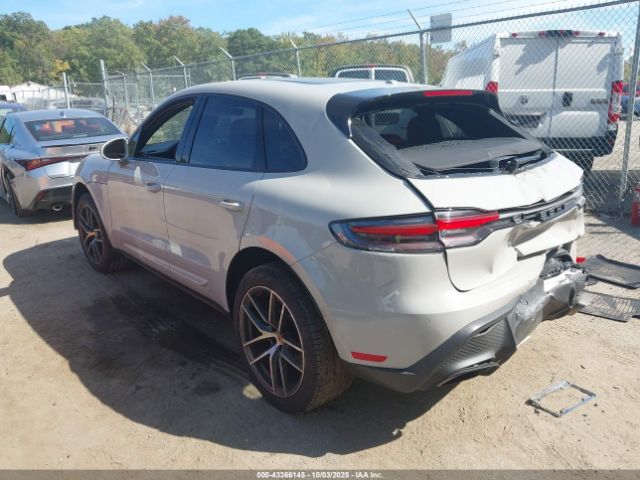 2024 PORSCHE MACAN WP1AA2A51RLB17457 Photo 2