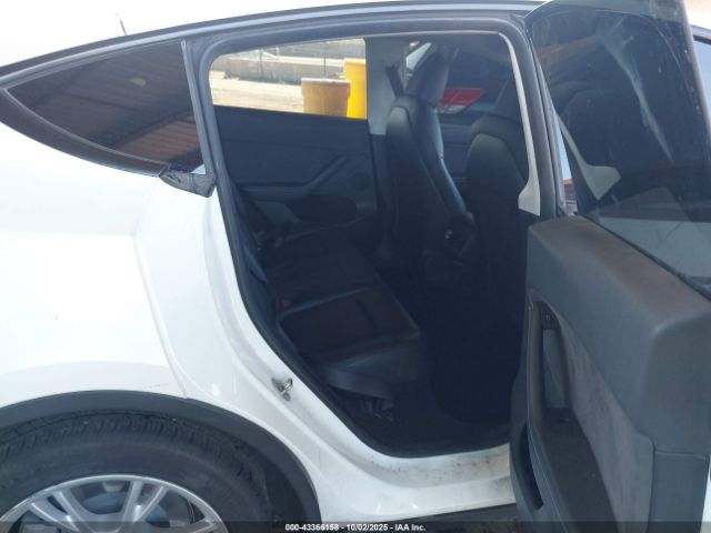 2022 TESLA MODEL Y 7SAYGDEE8NA012383 Photo 7