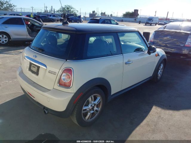 2013 MINI HARDTOP WMWSU3C52DT678241 Photo 3