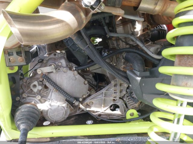 2020 CAN-AM MAVERICK X3 3JBVWAV24LK000684 Photo 7