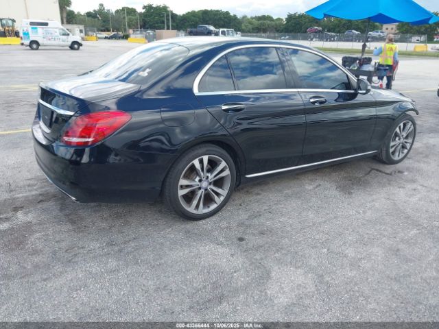 2017 MERCEDES-BENZ C 300 55SWF4JB3HU191005 Photo 3