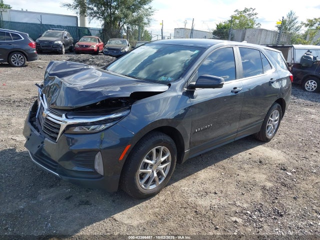 2GNAXUEV2N6154050 Chevrolet Equinox Awd Lt
