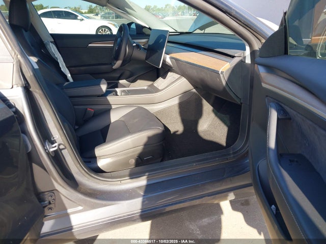 2023 TESLA MODEL 3 5YJ3E1EB5PF620739 Photo 4