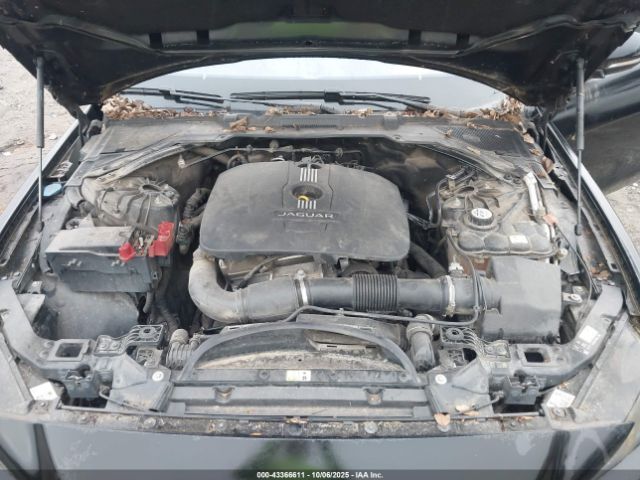 2017 JAGUAR XE SAJAR4BG1HA975853 Photo 9