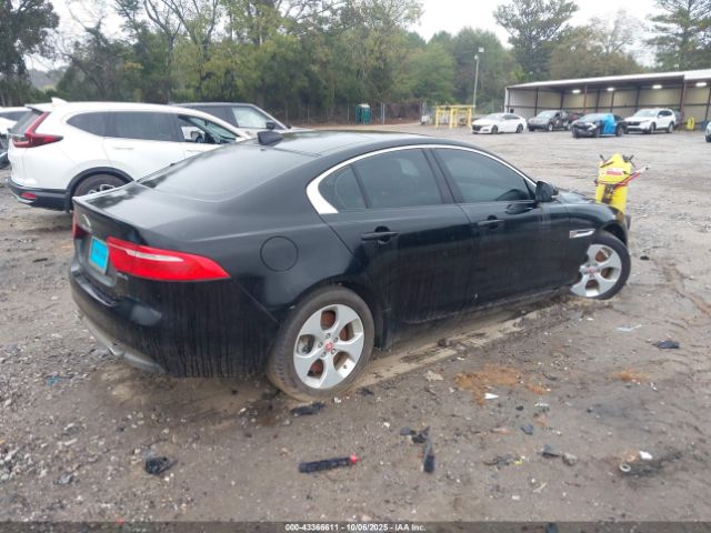 2017 JAGUAR XE SAJAR4BG1HA975853 Photo 3