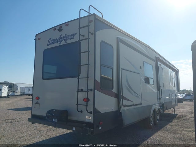 4X4FSAN20KJ038193 Forest River Sandpiper 372lok 5th Whl Travel Trailer