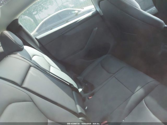 2026 TESLA MODEL Y 7SAYGDEE4TF332834 Photo 7