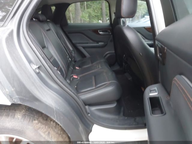 2017 JAGUAR F-PACE SADCK2BV4HA062345 Photo 7