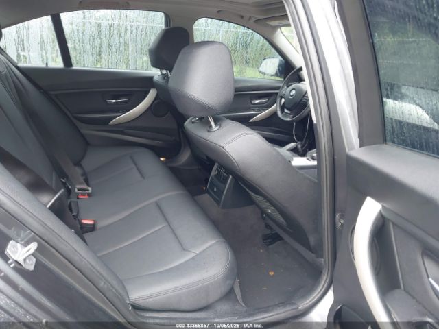 2018 BMW 320I WBA8E1G54JNU93467 Photo 7