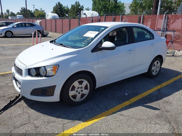 Chevrolet lwe 2014 1G1JA5SG3E4180849 Image 2