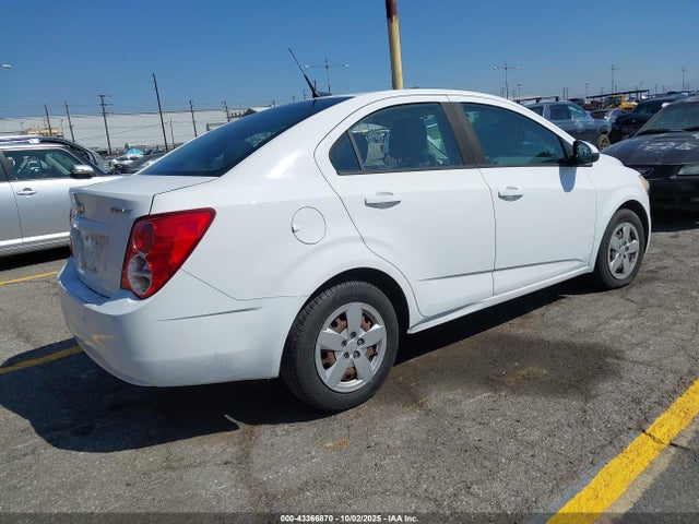 Chevrolet lwe 2014 1G1JA5SG3E4180849 Image 4