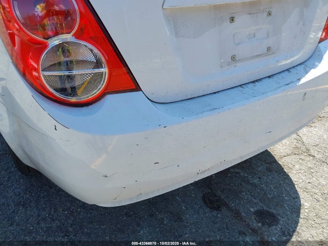 Chevrolet lwe 2014 1G1JA5SG3E4180849 Image 6