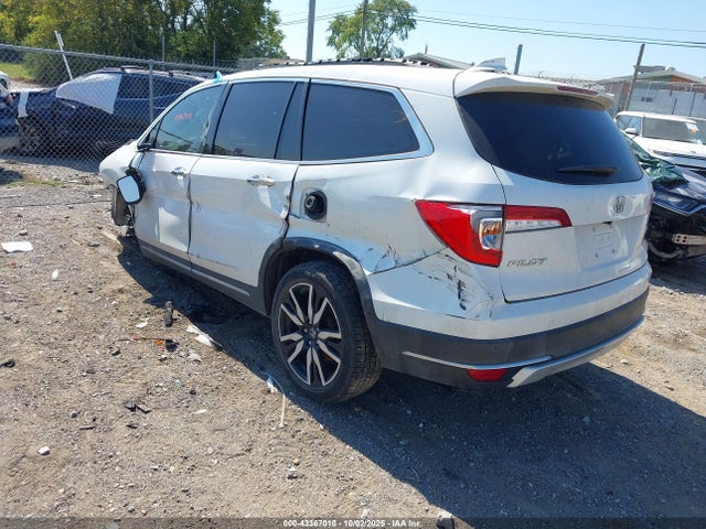 Продажа на аукционе авто 2021 Honda Pilot 2wd Touring 7 Passenger, vin: 5FNYF5H62MB011807, номер лота: 43367010