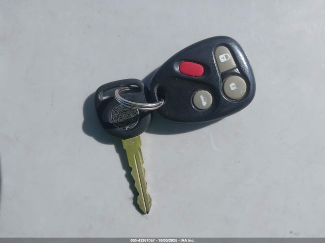 Продажа на аукционе авто 2000 Cadillac Deville Standard, vin: 1G6KD54Y1YU354286, номер лота: 43367067