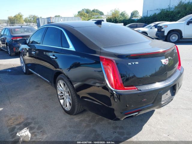 2018 CADILLAC XTS 2G61M5S37J9149402 Photo 2