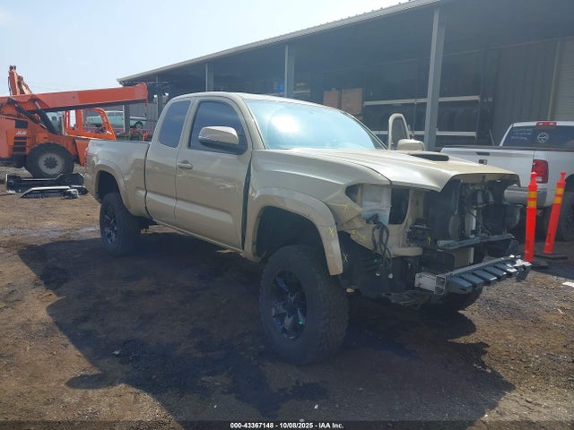 5TFRZ5CN0HX039014 Toyota Tacoma Sr5 V6