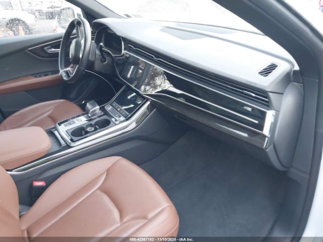 2021 AUDI Q8 WA1EVAF10MD016740 Photo 4