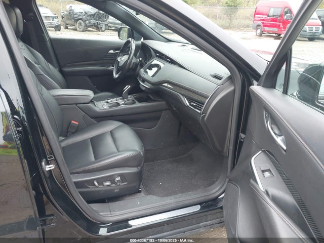 Продаж на аукціоні авто 2020 Cadillac Xt4 Fwd Sport, vin: 1GYFZER45LF144495, номер лоту: 43367192