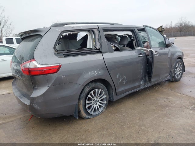 2020 TOYOTA SIENNA 5TDYZ3DC8LS055912 Photo 3