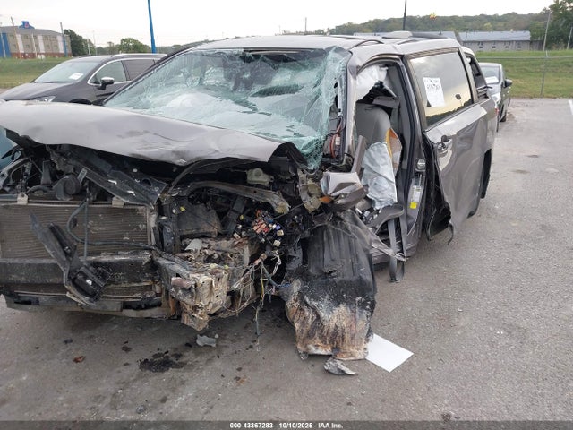 2020 TOYOTA SIENNA 5TDYZ3DC8LS055912 Photo 5