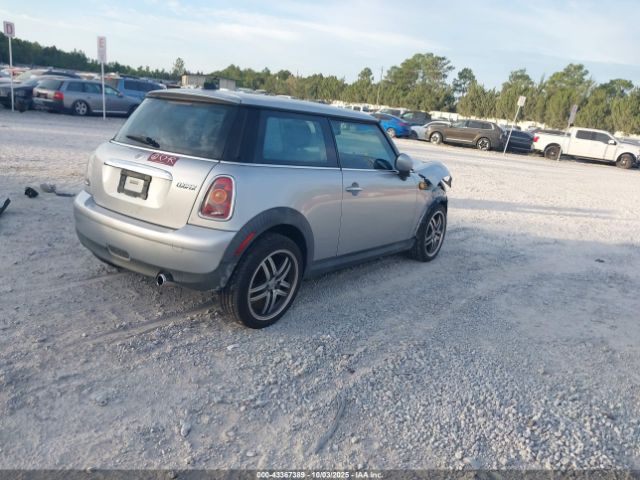 2008 MINI COOPER WMWMF33588TT59838 Photo 3