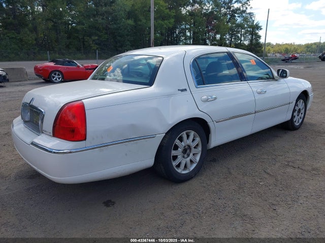 2009 LINCOLN TOWN CAR 2LNHM82V09X633512 Photo 3