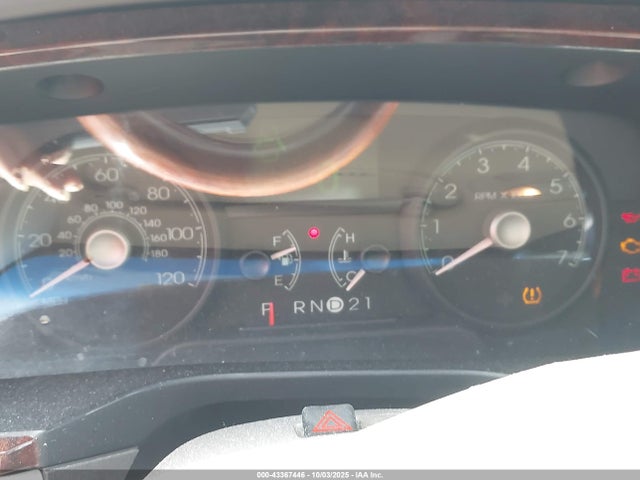 2009 LINCOLN TOWN CAR 2LNHM82V09X633512 Photo 6