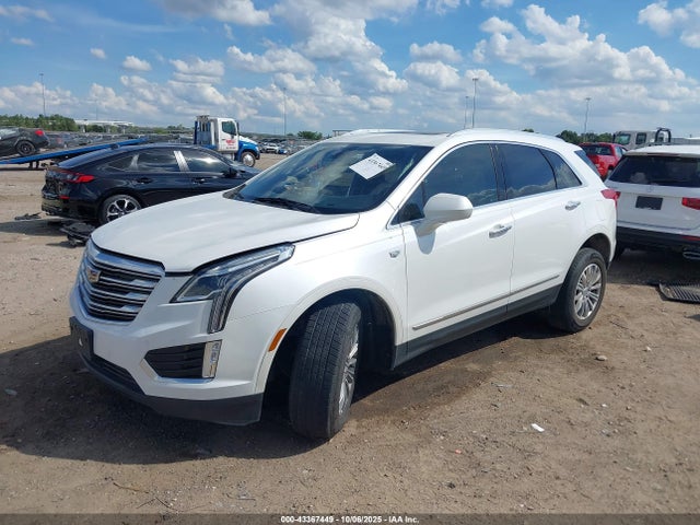 2017 CADILLAC XT5 1GYKNBRS0HZ115662 Photo 1