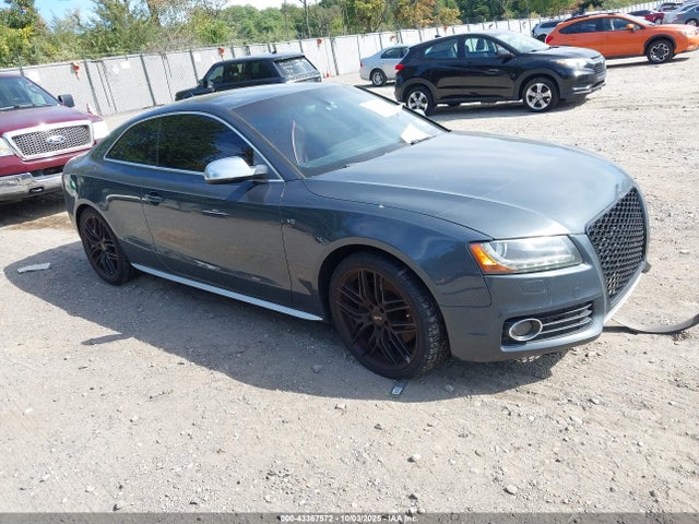 2011 AUDI S5 WAUGVAFR8BA074692 Photo 0