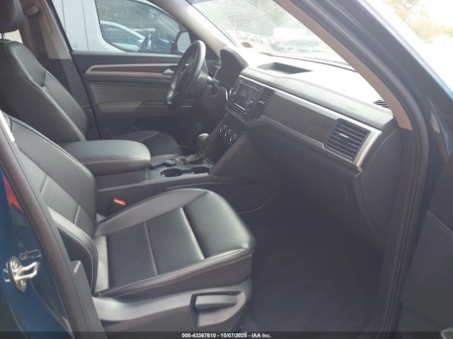2022 VOLKSWAGEN ATLAS 1V2LP2CA8NC530505 Photo 4