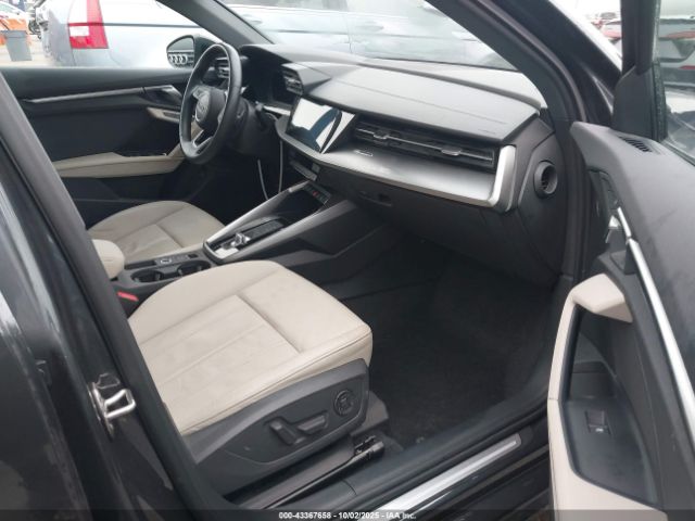 2023 AUDI A3 WAUAUDGY9PA040638 Photo 4