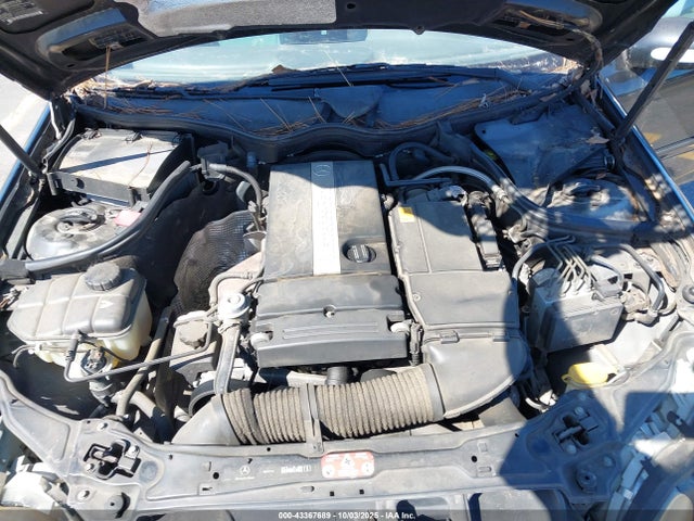 2003 MERCEDES-BENZ C-CLASS WDBRF40JX3F434447 Photo 9