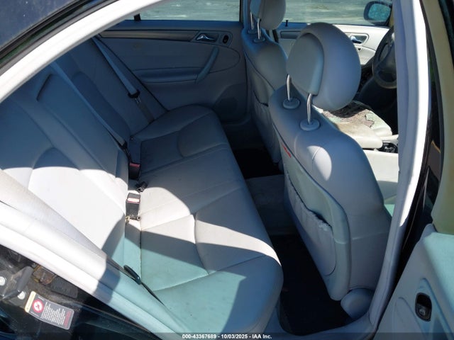 2003 MERCEDES-BENZ C-CLASS WDBRF40JX3F434447 Photo 7