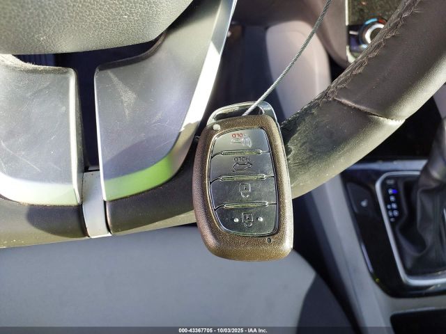 2017 HYUNDAI IONIQ HYBRID KMHC75LC4HU024667 Photo 10