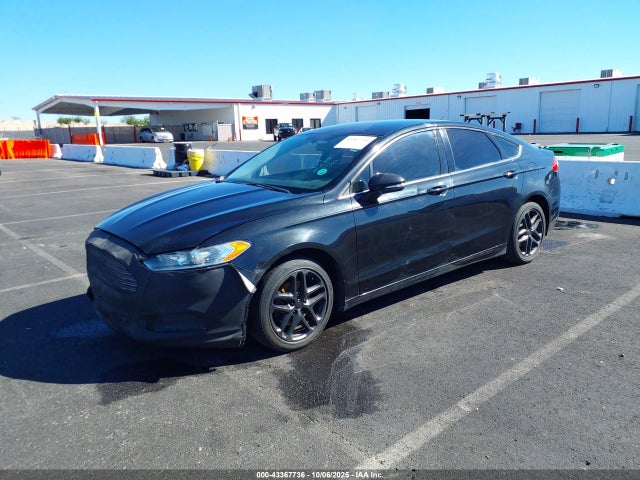 Ford 2014 2014 3FA6P0H72ER245323 Image 2