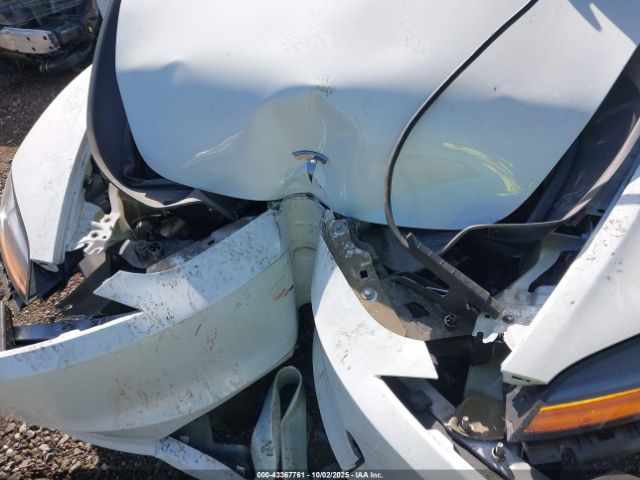 2024 TESLA MODEL 3 5YJ3E1EA6RF738437 Photo 9