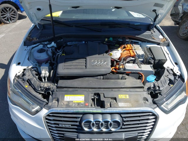 Audi 2016 2016 WAUUPBFF4GA113603 Image 10