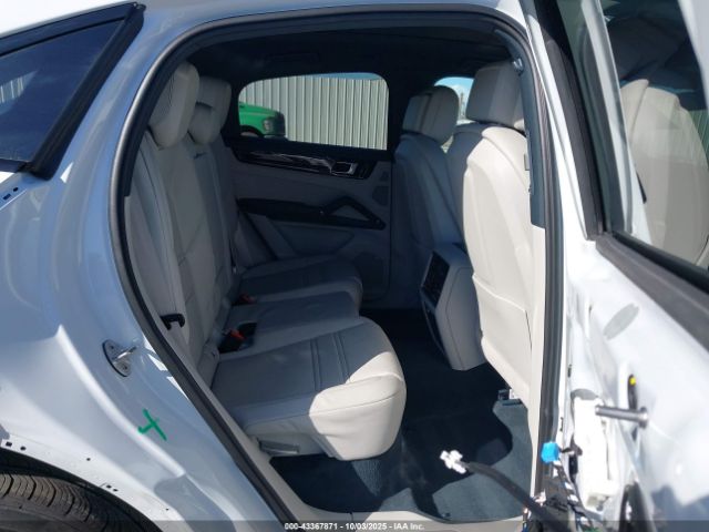 2021 PORSCHE CAYENNE COUPE WP1BB2AY8MDA46319 Photo 7