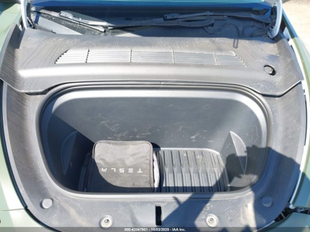 2023 TESLA MODEL Y 7SAYGDEF2PF659649 Photo 9