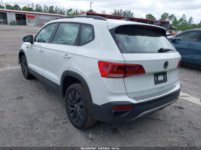 2024 VOLKSWAGEN TAOS 3VV5X7B23RM124848 Photo 2