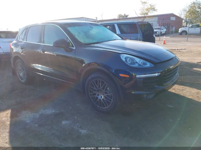 2017 PORSCHE CAYENNE WP1AB2A26HLA52834 Photo 0